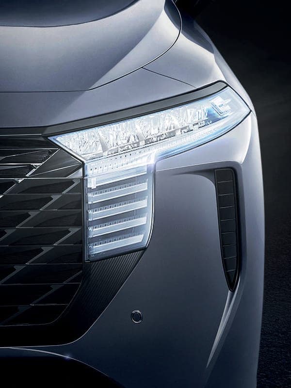 Faros y luces diurnas LED de la Venucia V-Online